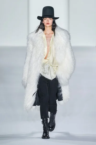 Look 31